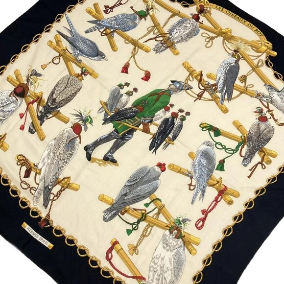 Auth HERMES Carre 90 - Beige Black Multi Cashmere Silk Scarf - Picture 4 of 9